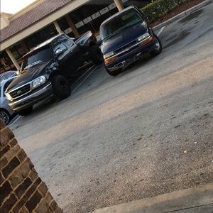 Meet your Posher, Tito